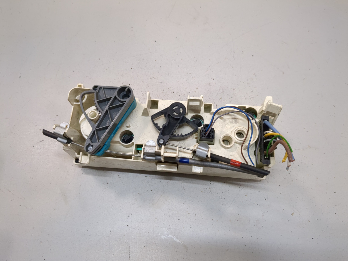 Переключатель отопителя