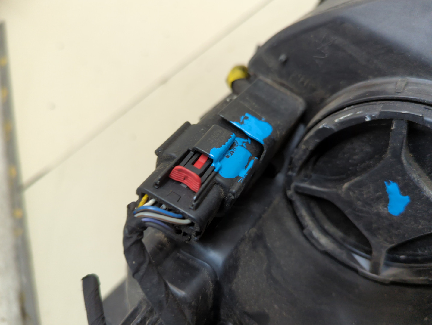 Фара правая