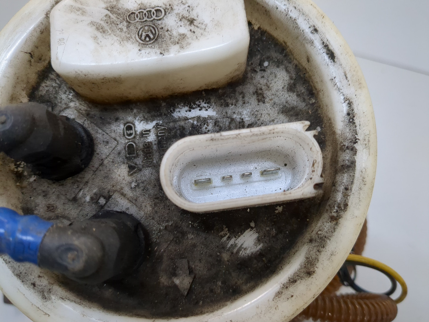 Насос топливный электрический