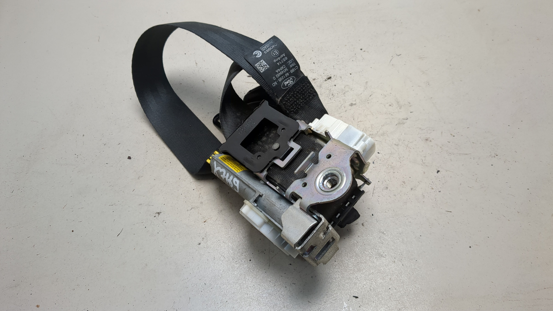 Ремень безопасности