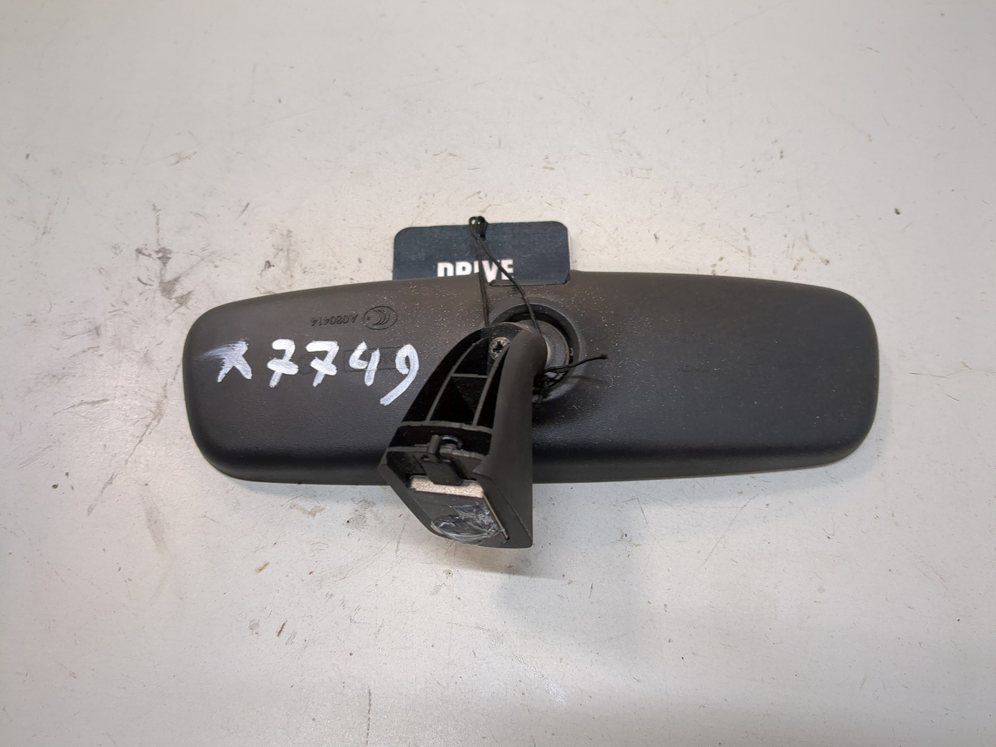 Зеркало заднего вида