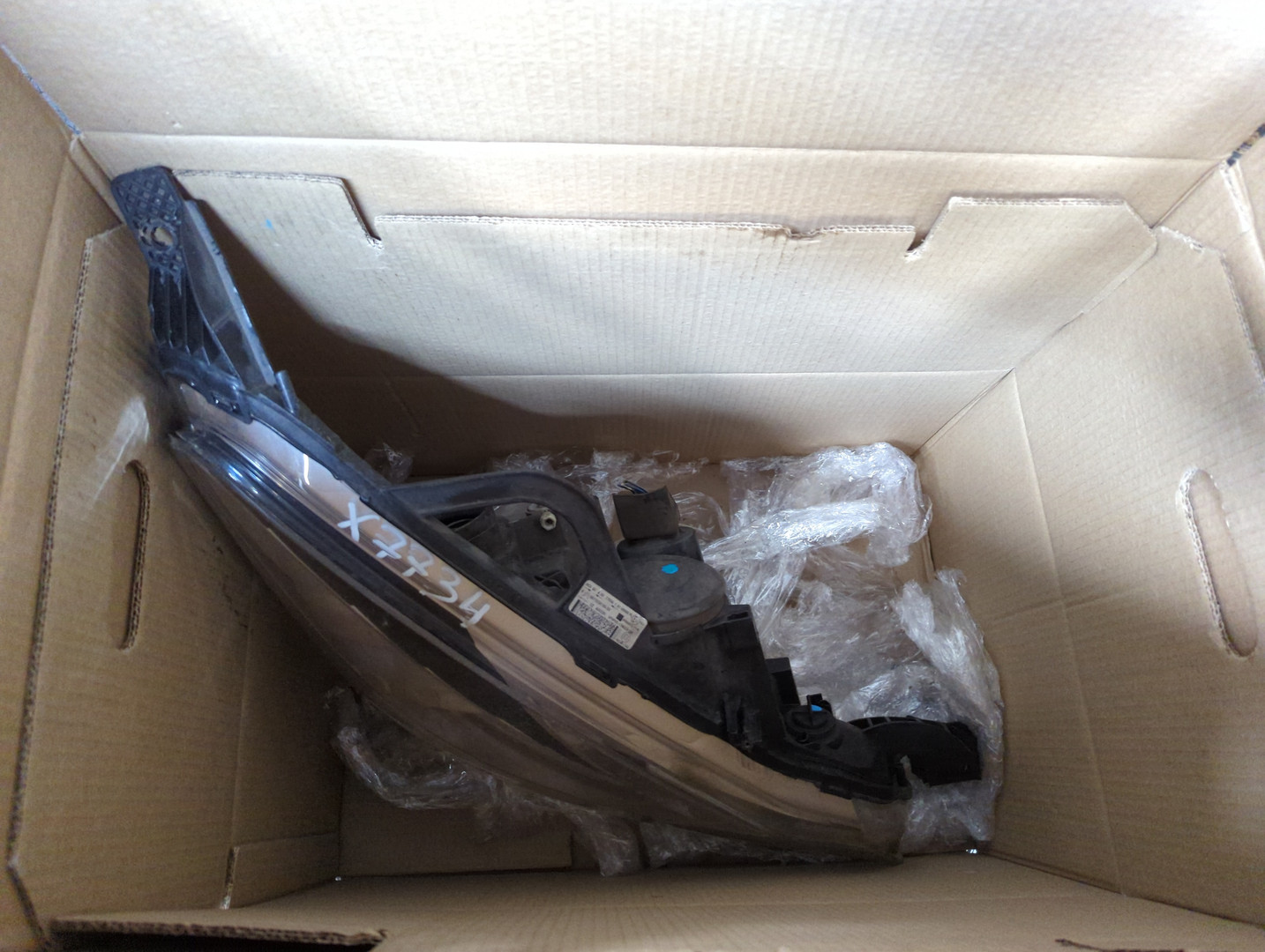 Фара правая