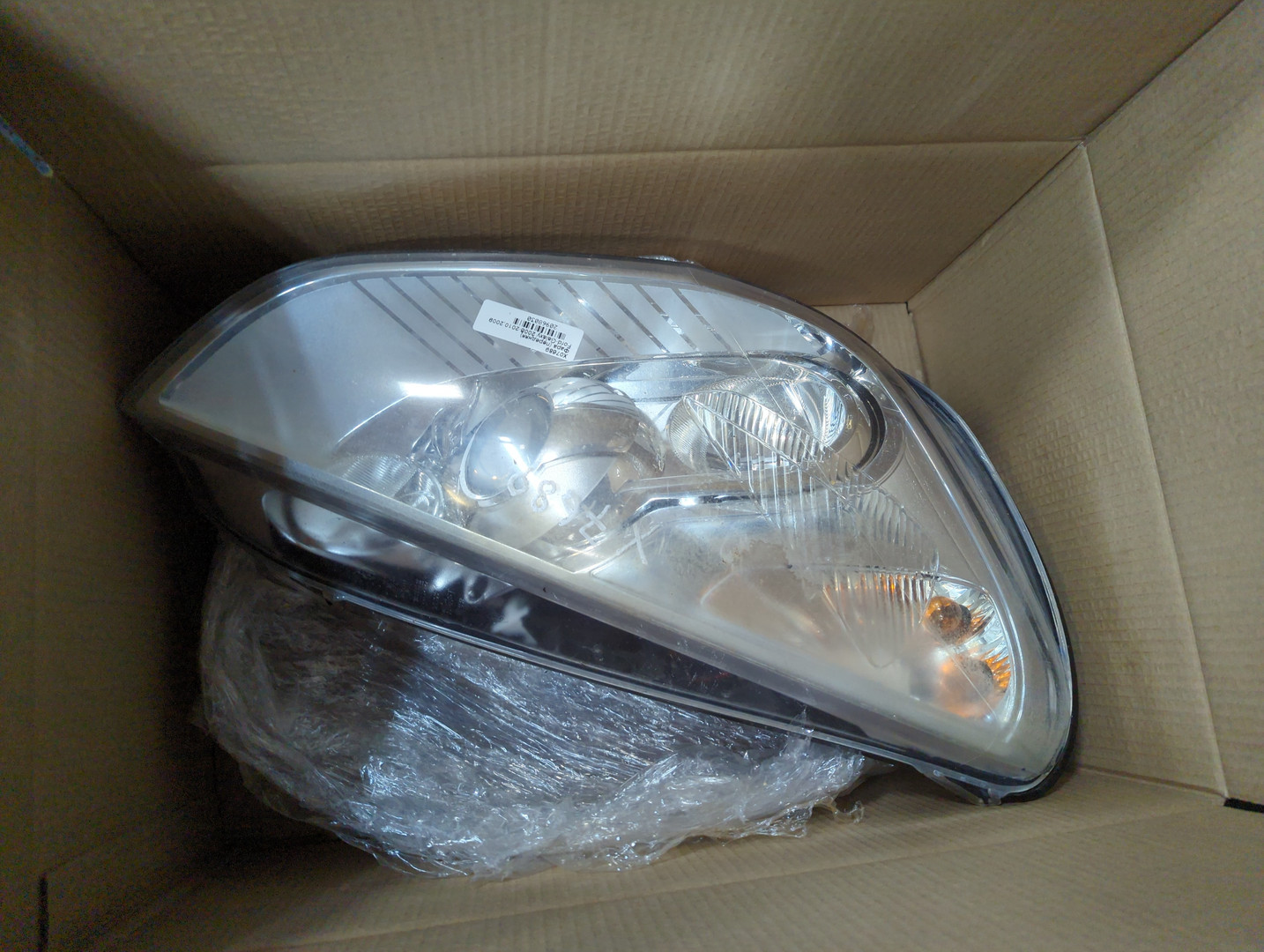 Фара правая