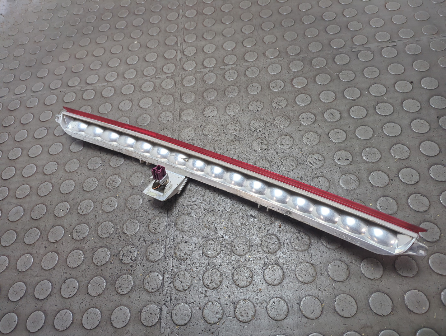 Фонарь задний (стоп сигнал)