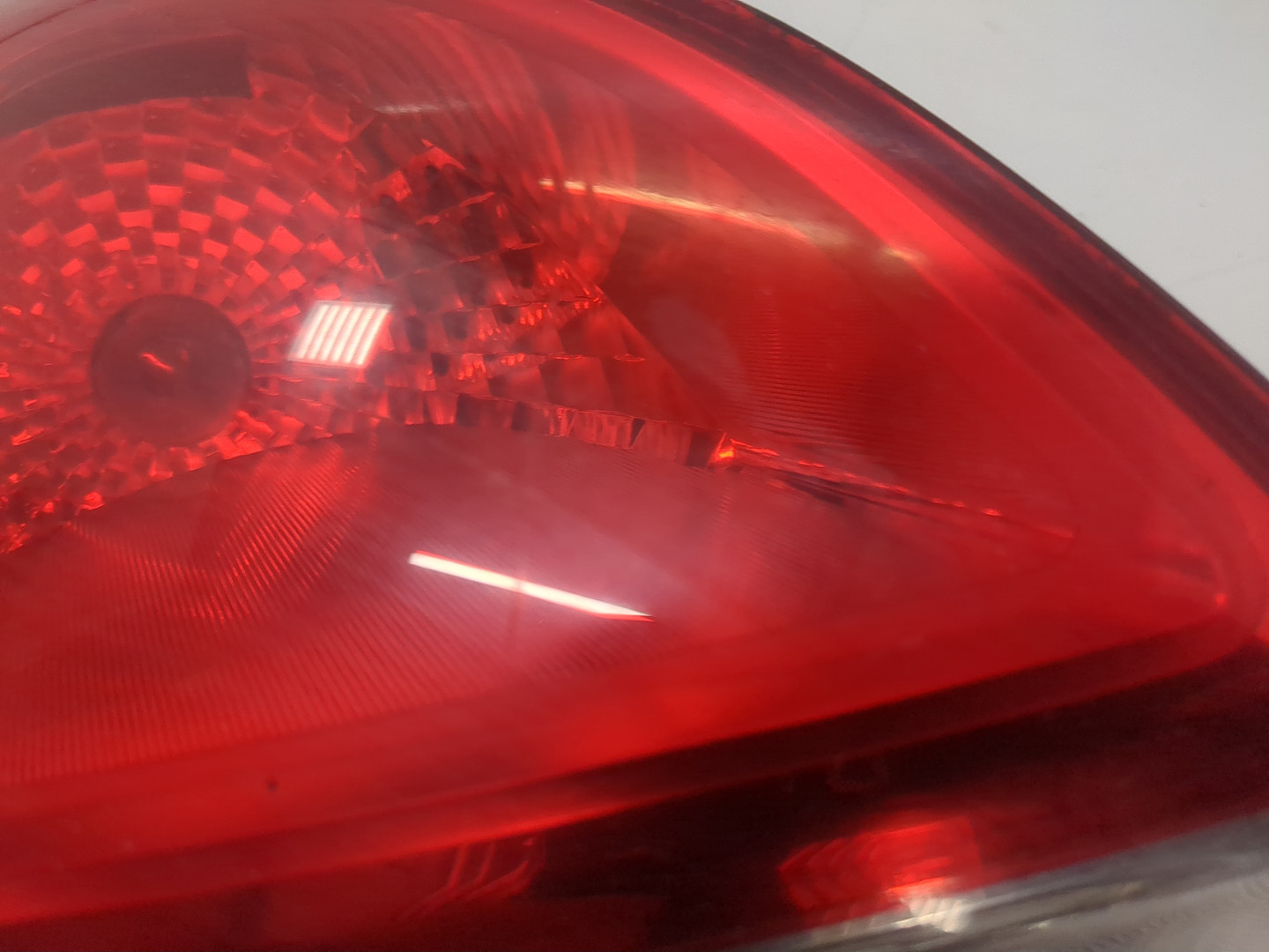 Фонарь задний левый