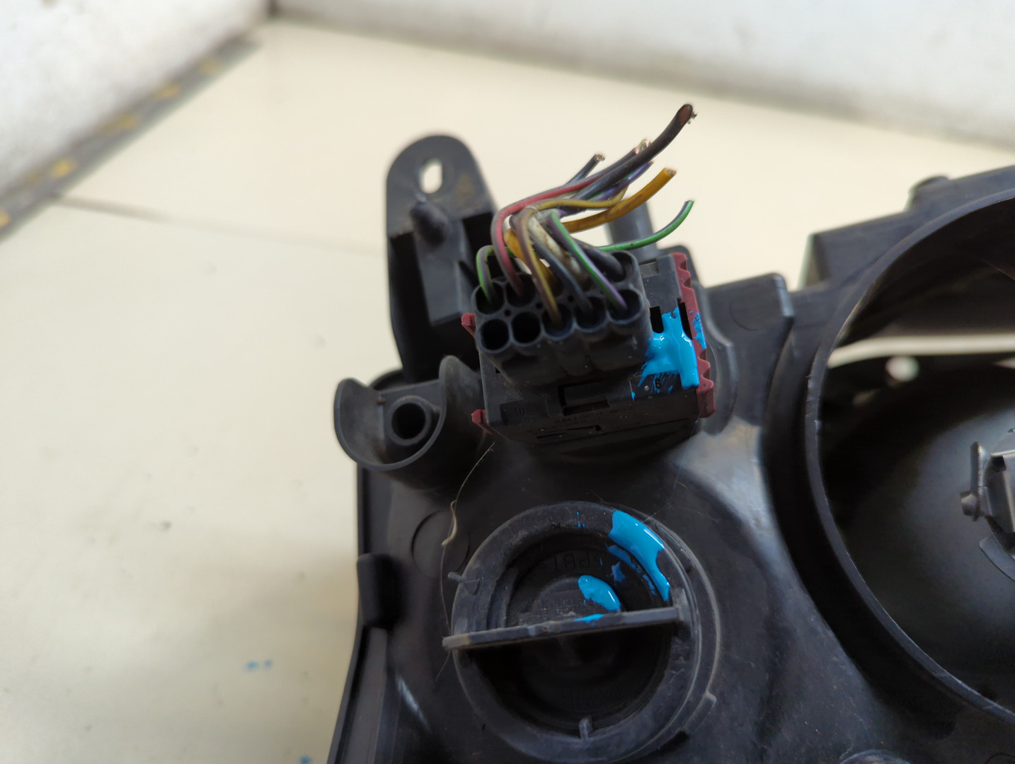 Фара правая