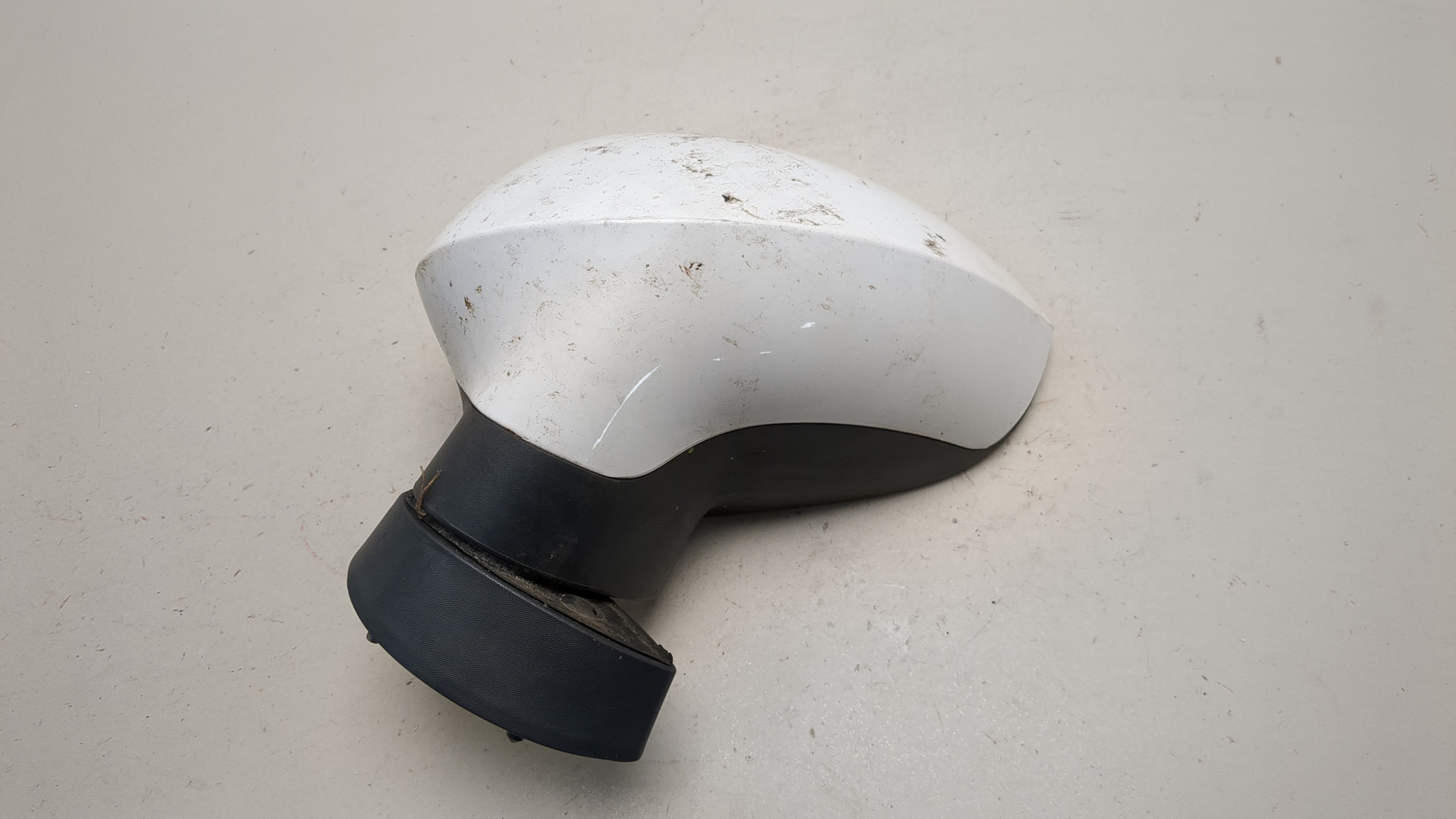 Зеркало левое электрическое