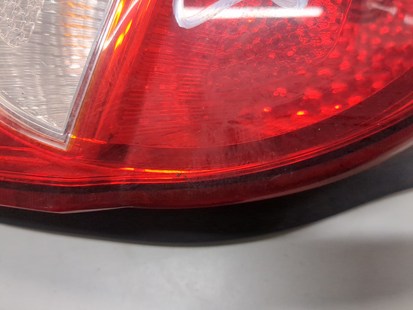 Фонарь задний левый