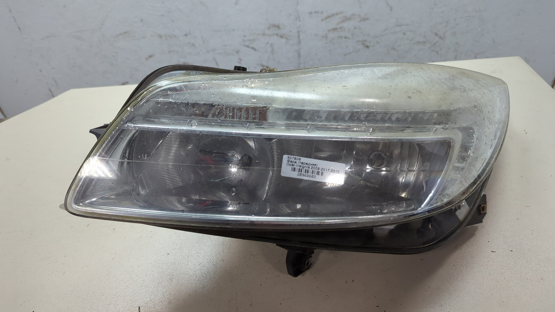 Фара левая