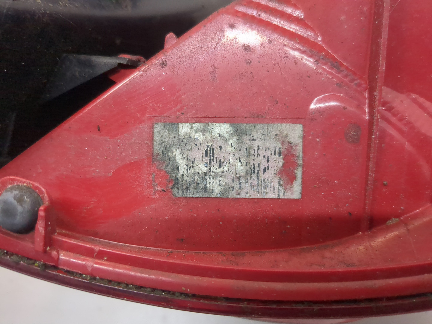 Фонарь задний левый