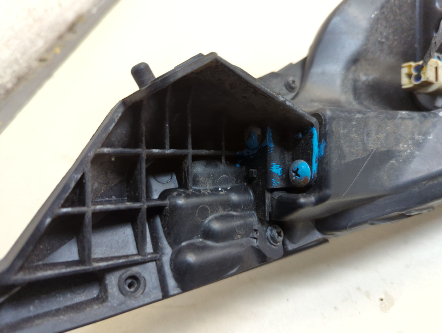 Фара правая