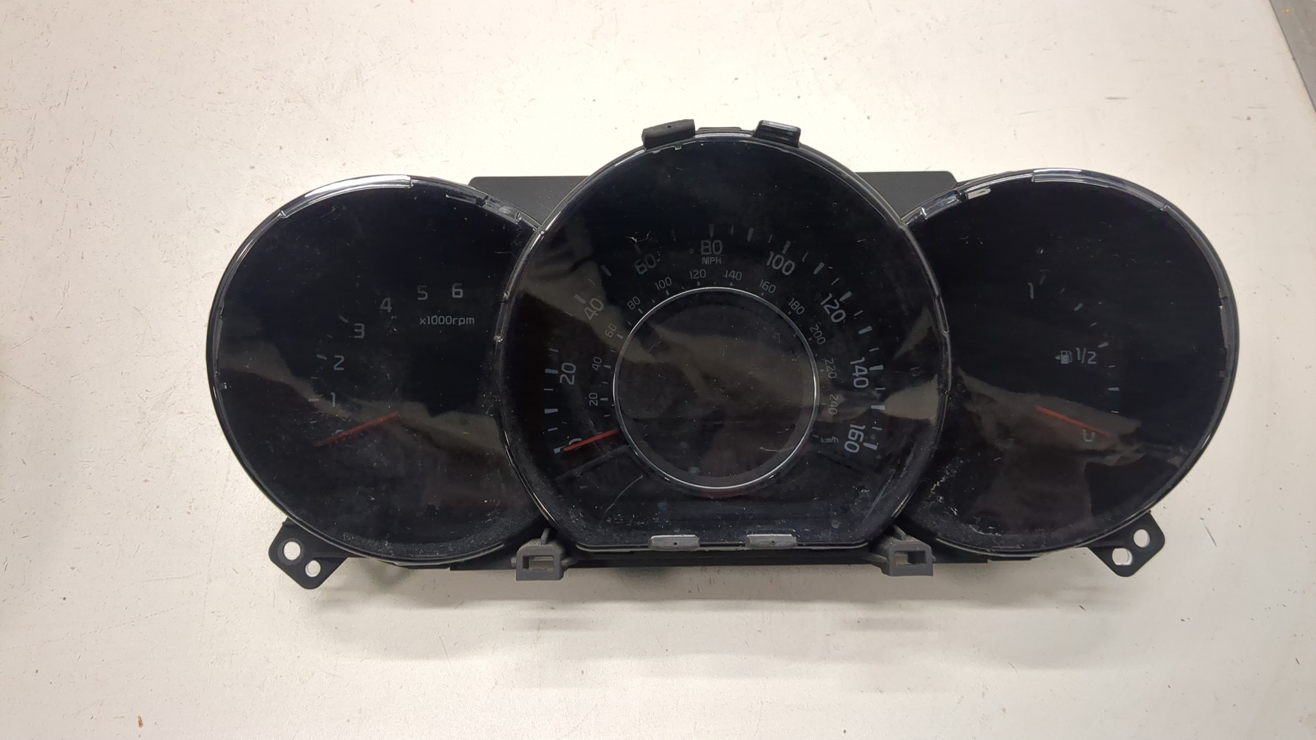 Панель приборов