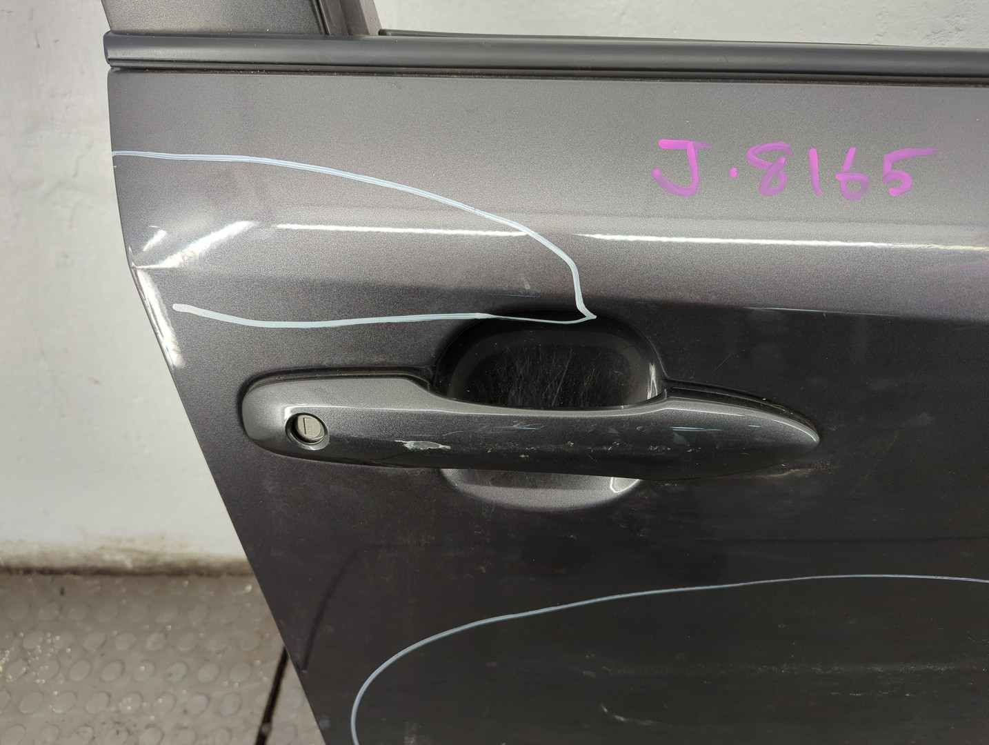 Дверь передняя правая