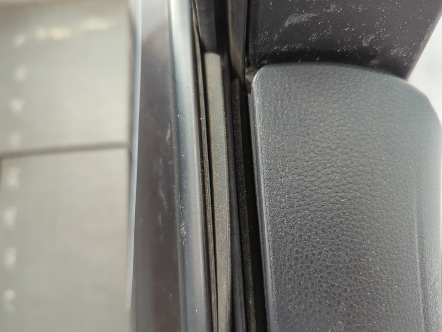 Дверь передняя правая