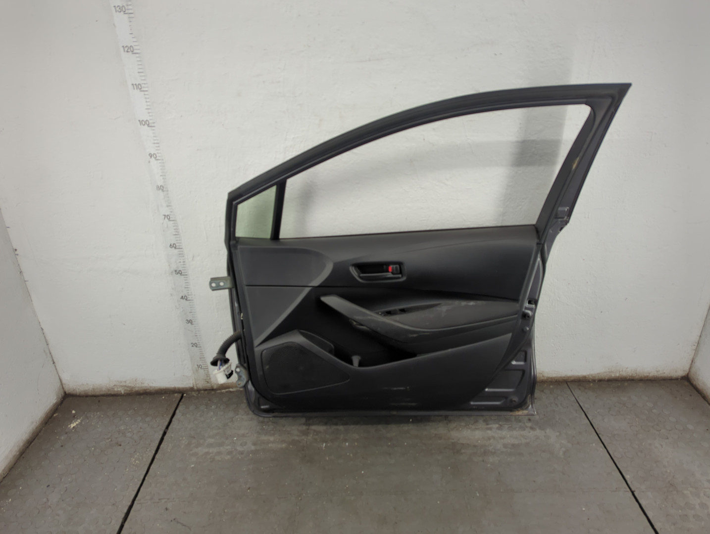 Дверь передняя правая