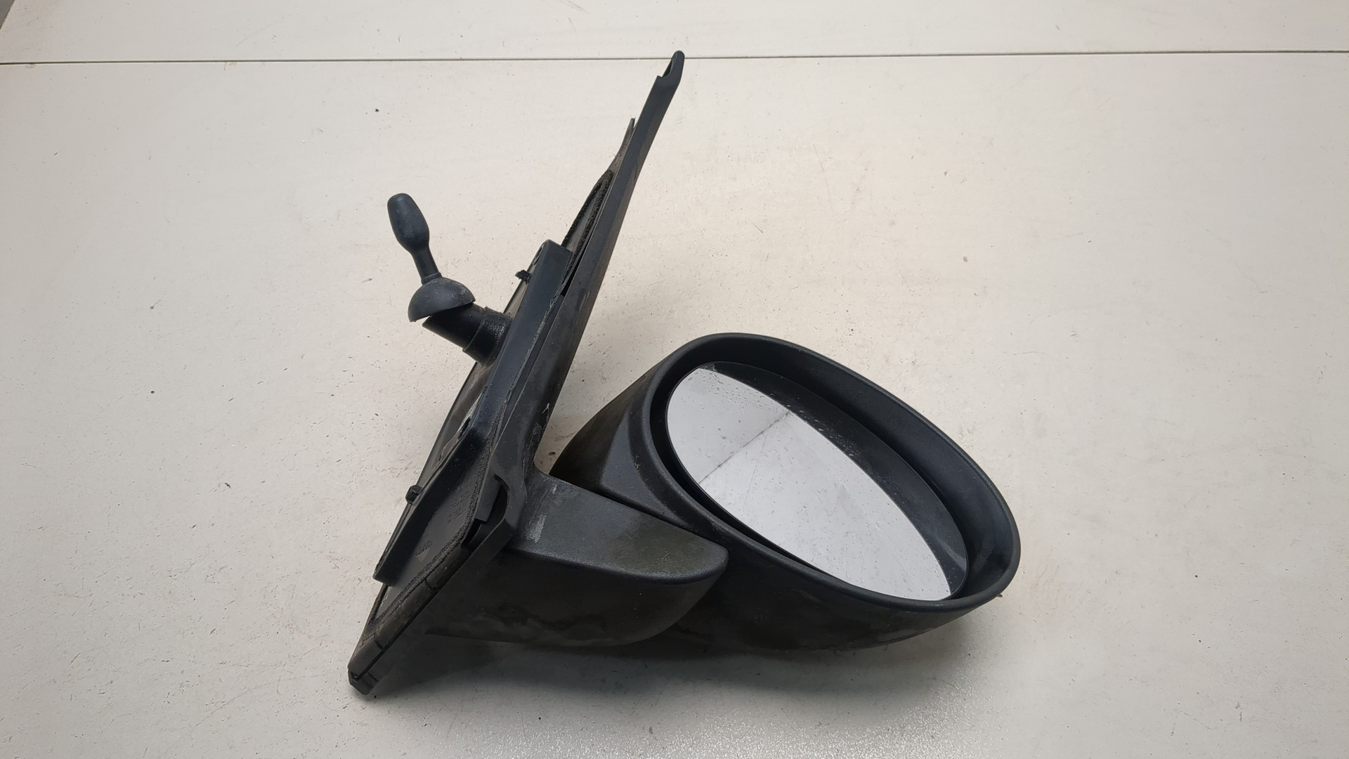 Зеркало правое электрическое