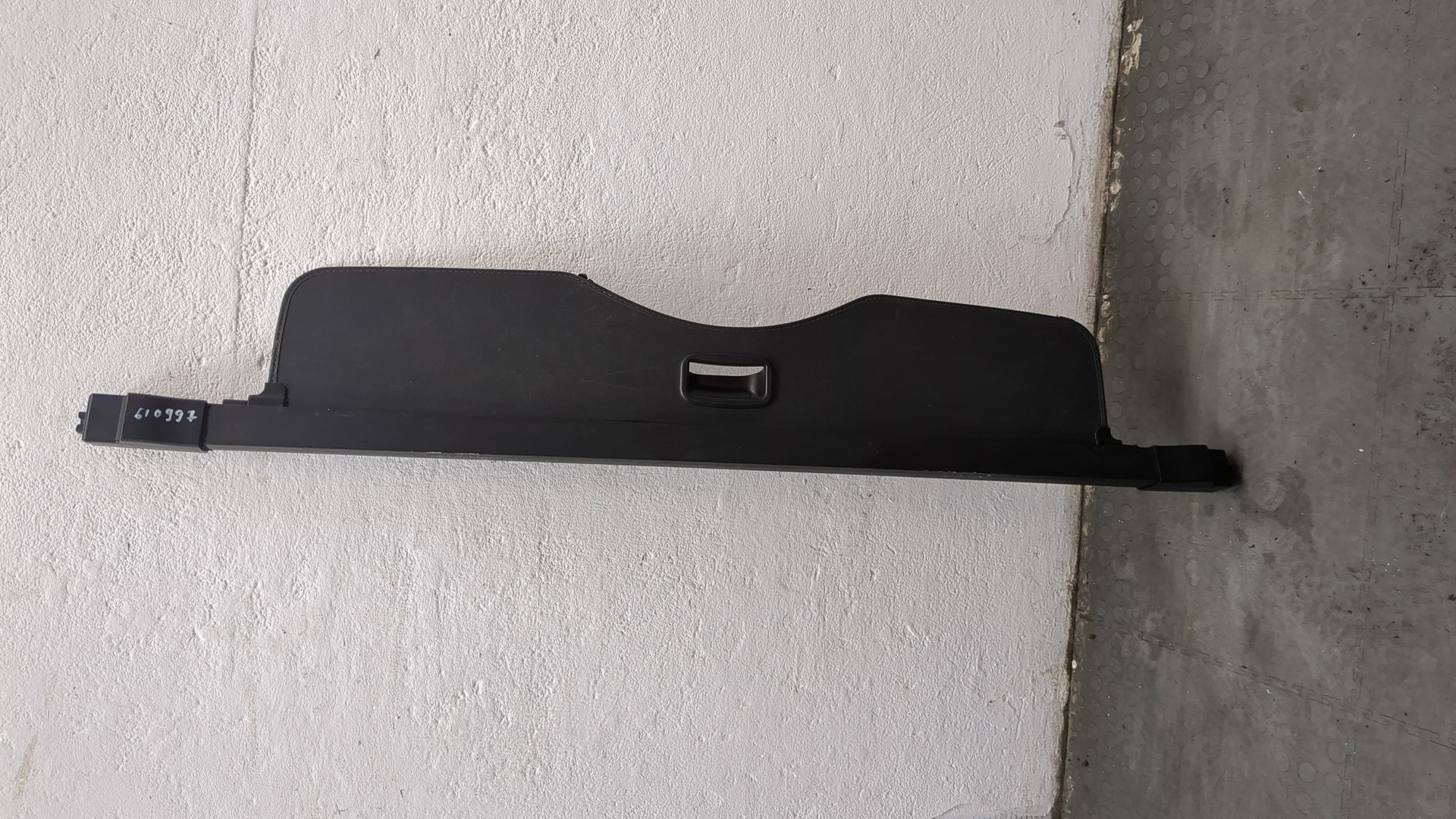 Шторка багажника