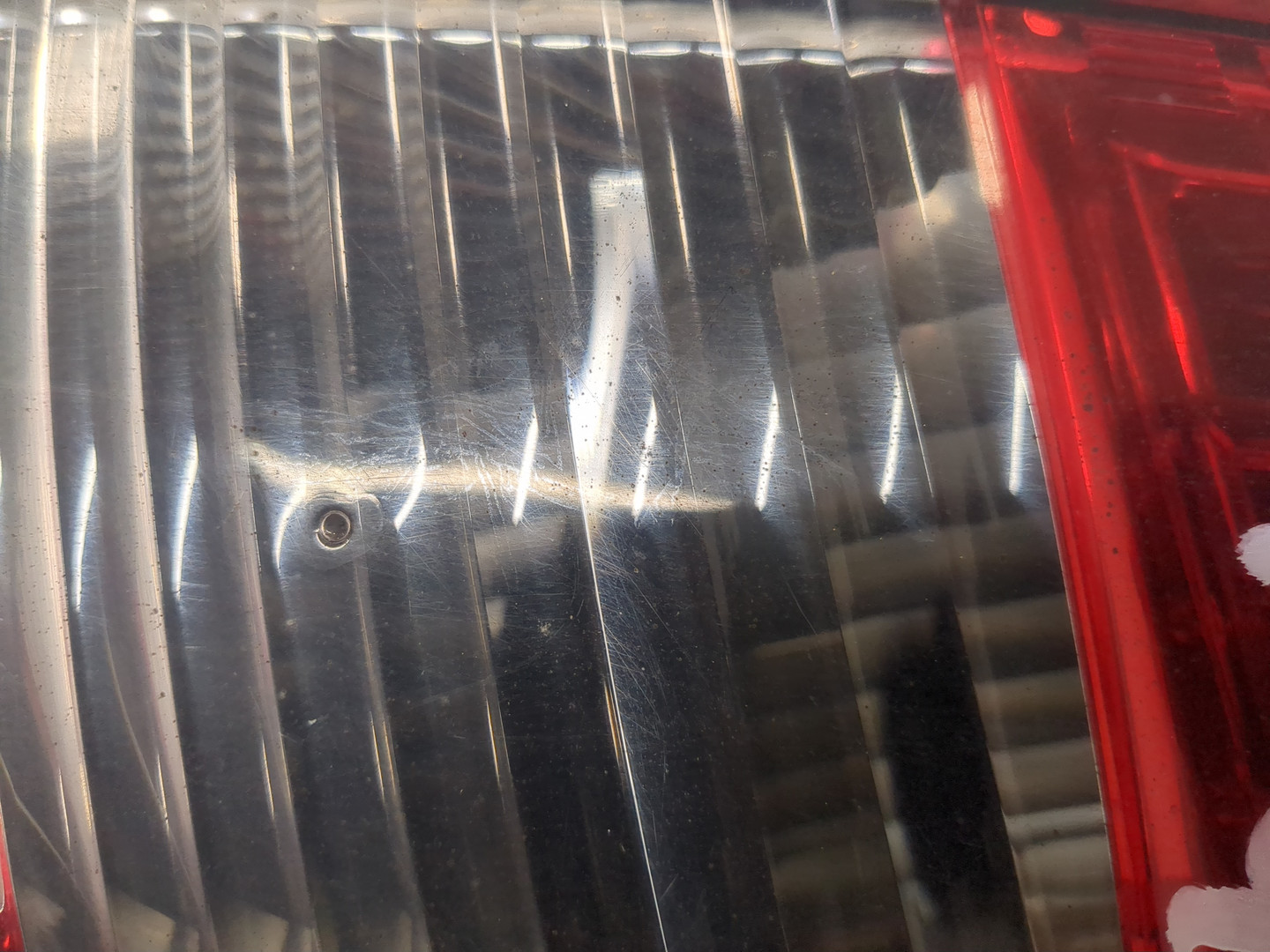 Фонарь задний правый