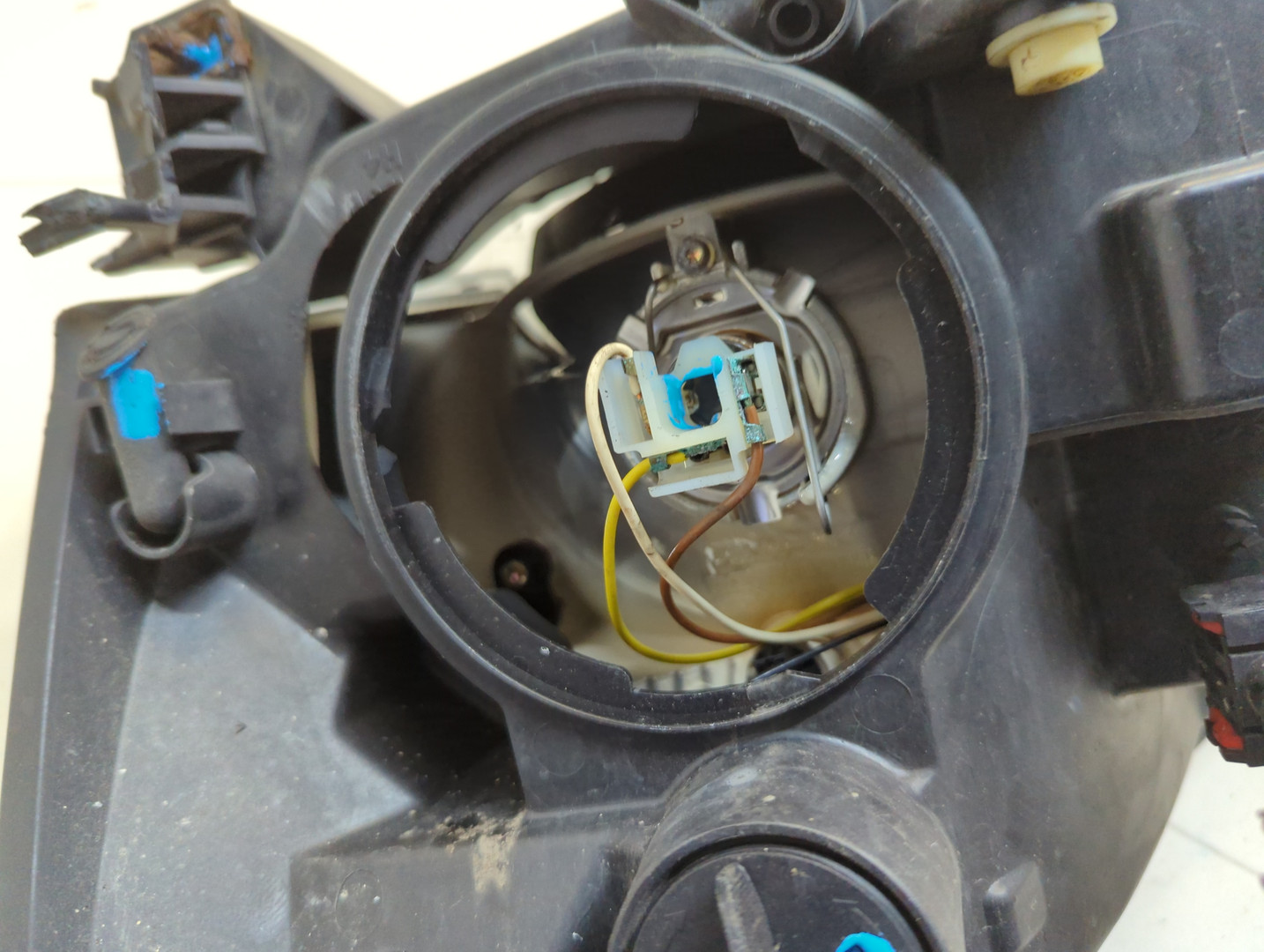 Фара правая