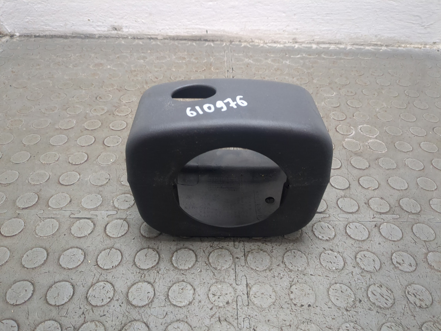 Кожух рулевой колонки