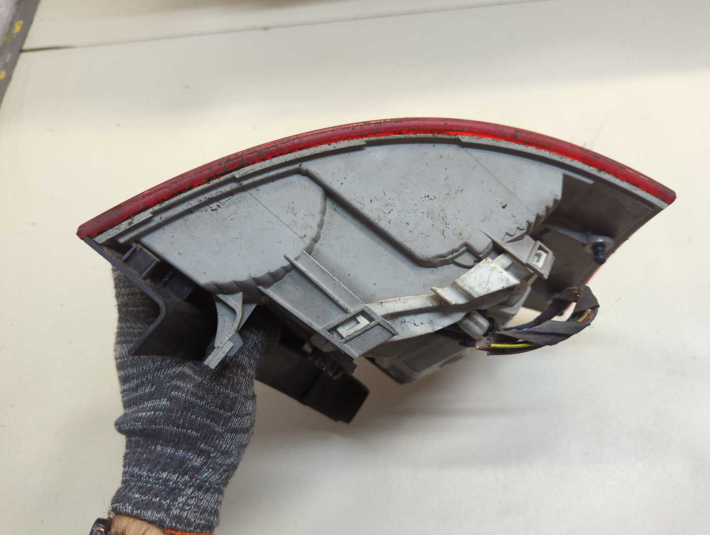 Фонарь задний правый