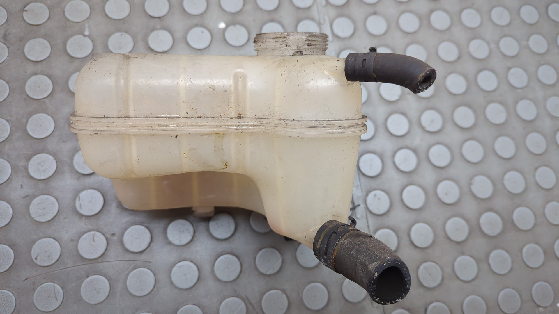 Бачок расширительный