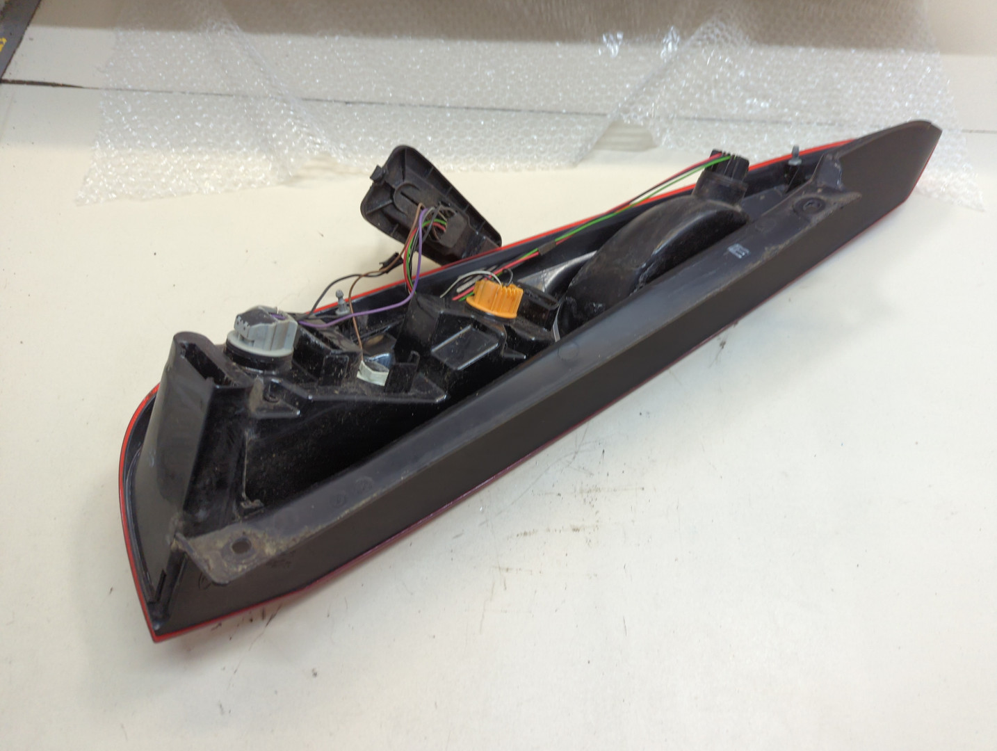 Фонарь задний правый