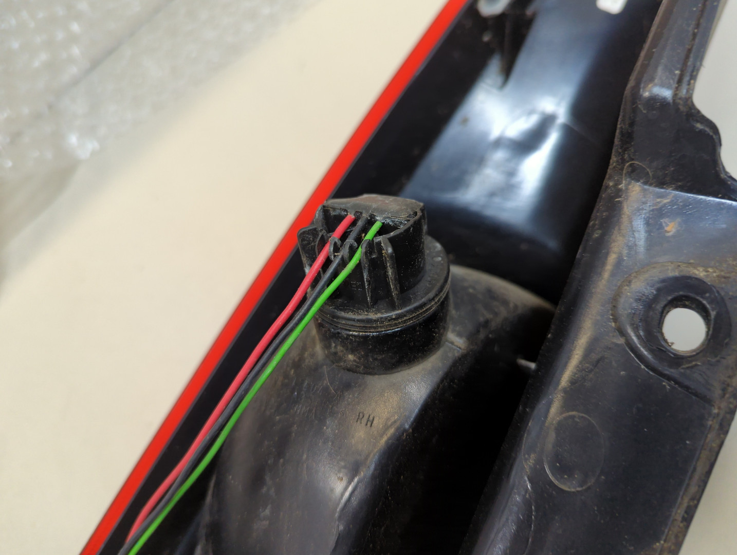 Фонарь задний правый