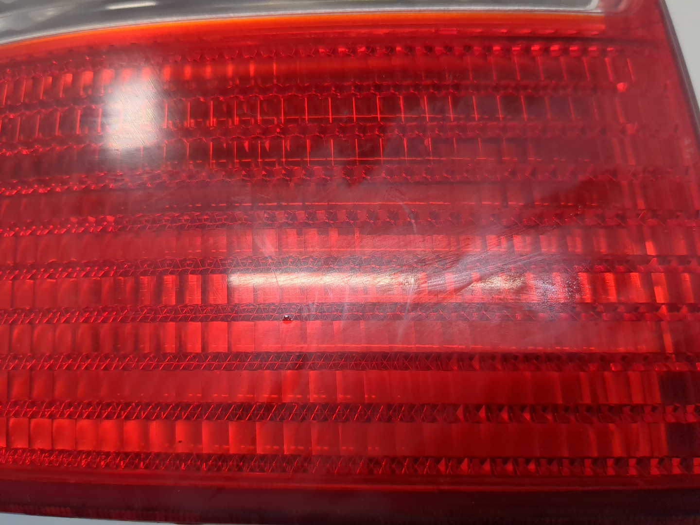 Фонарь задний левый