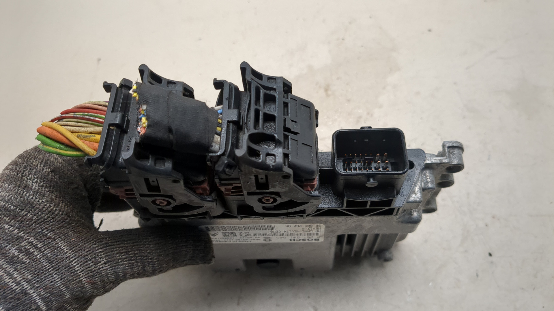 Блок управления двигателем