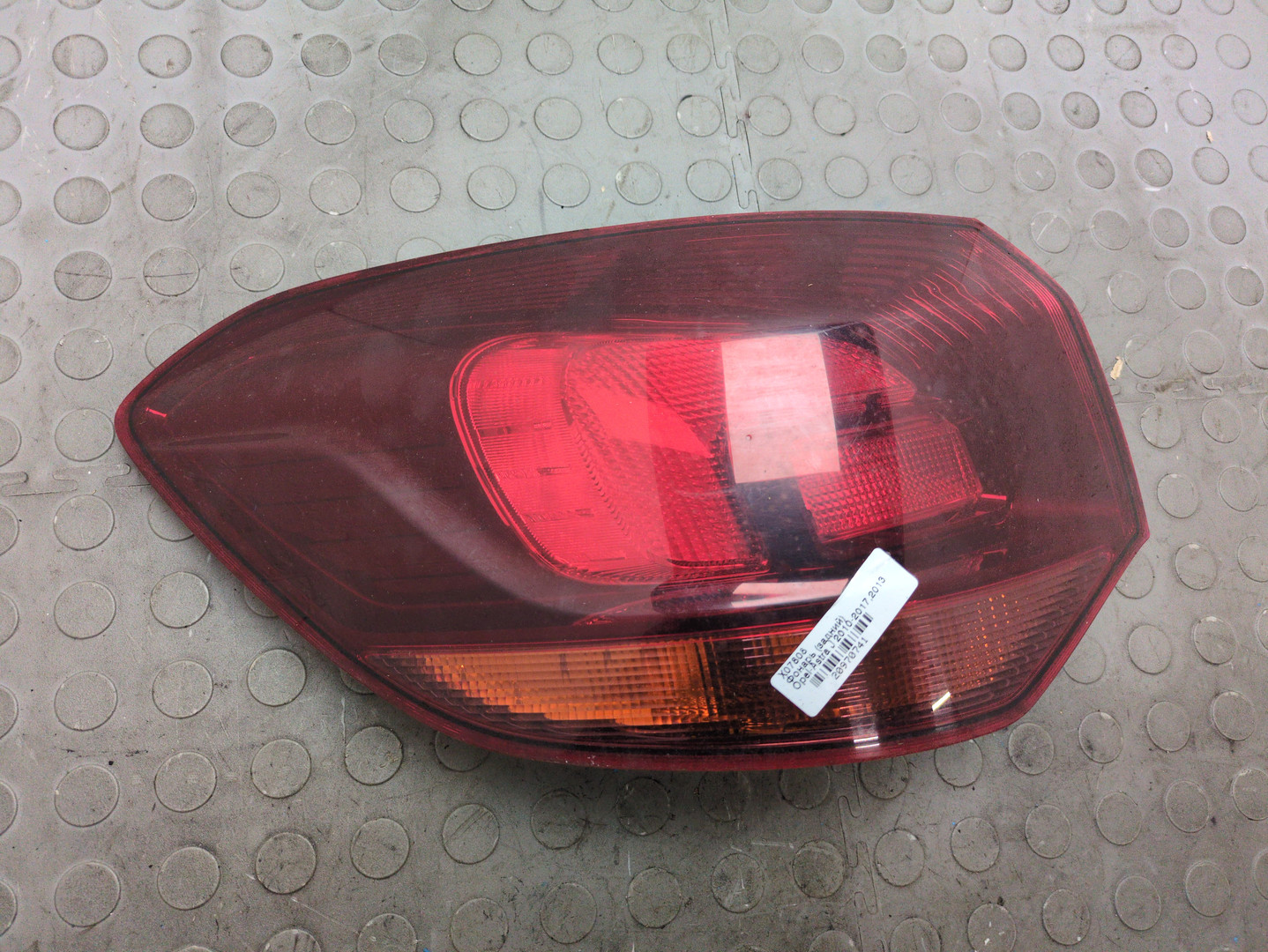 Фонарь задний левый