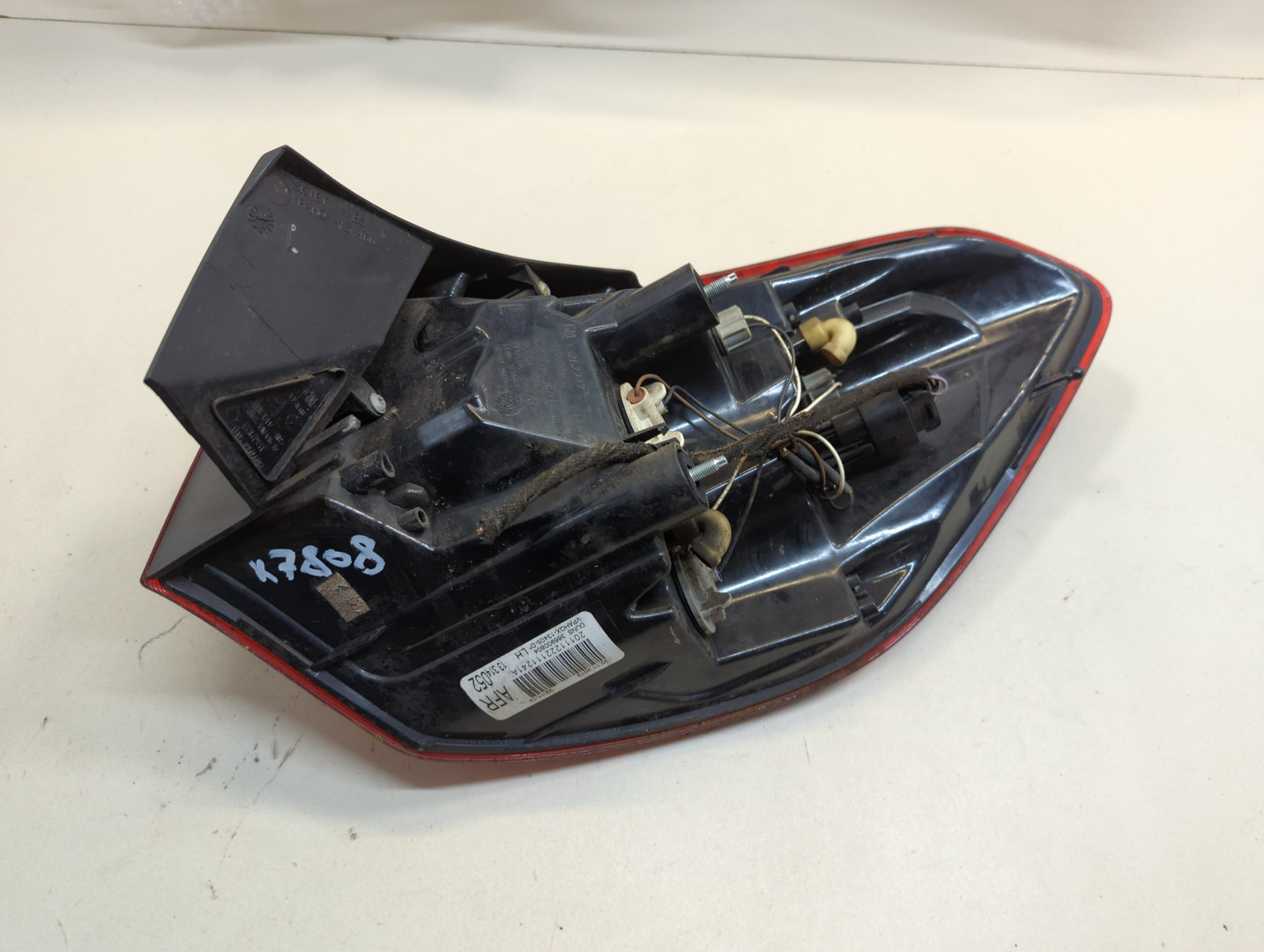 Фонарь задний левый