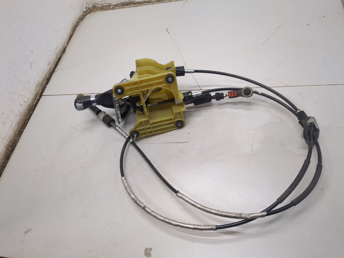 Кулиса МКПП / АКПП