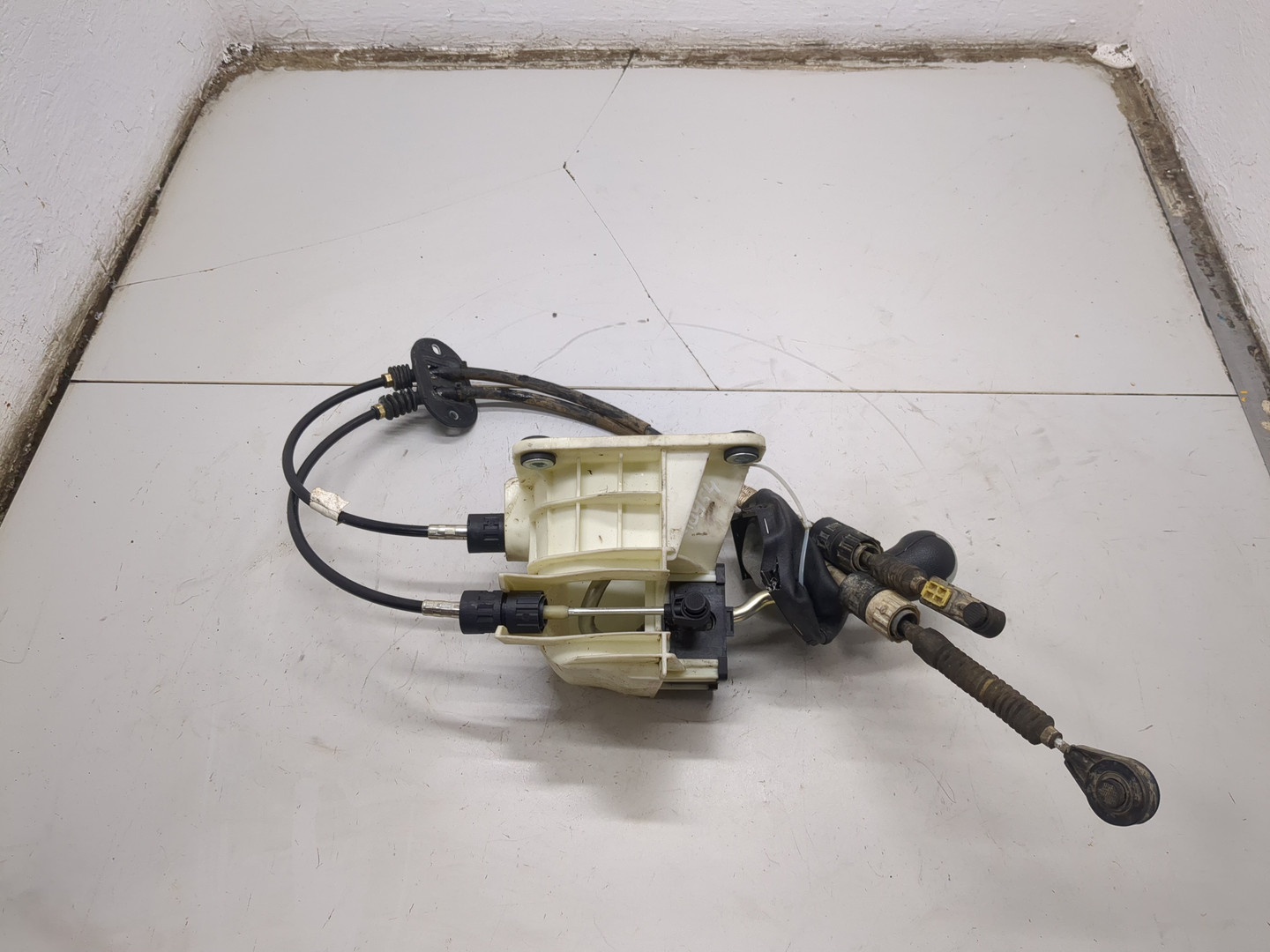 Кулиса МКПП / АКПП