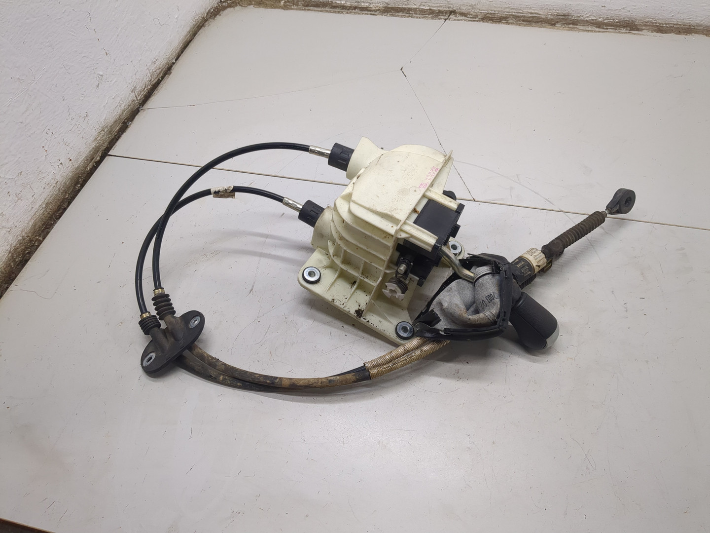 Кулиса МКПП / АКПП