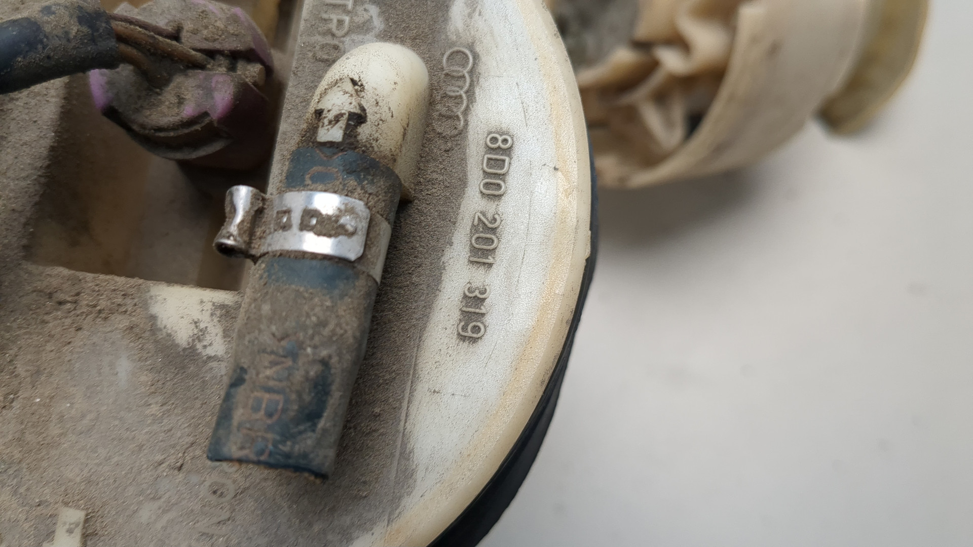 Насос топливный электрический