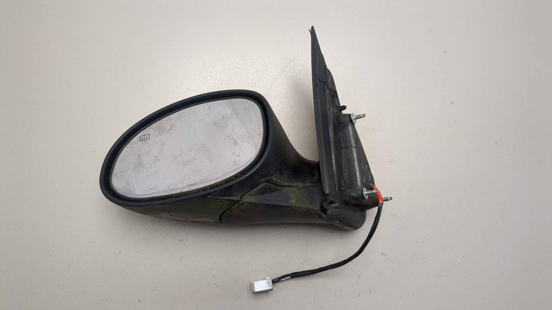 Зеркало левое электрическое