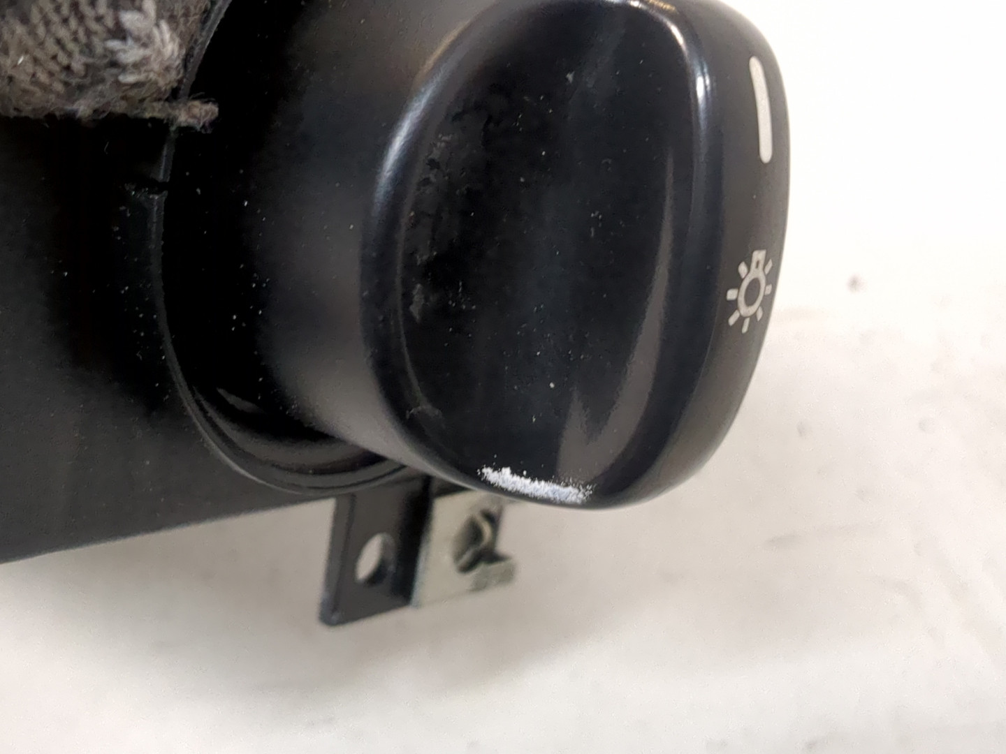 Переключатель света фар