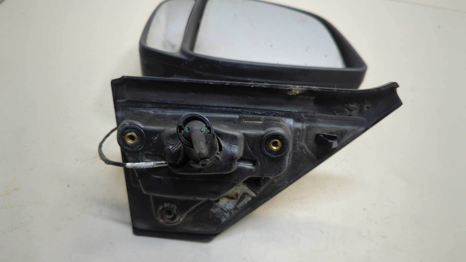 Зеркало левое электрическое