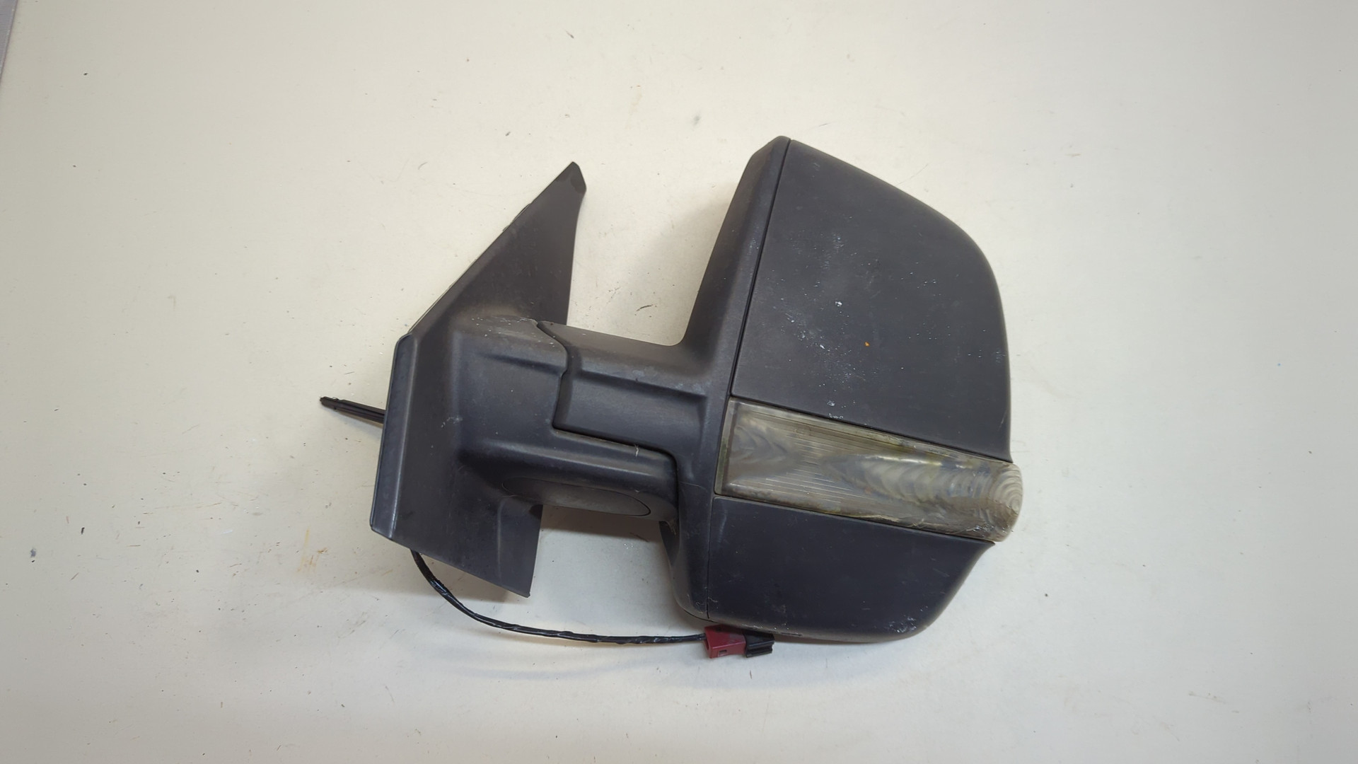 Зеркало левое электрическое