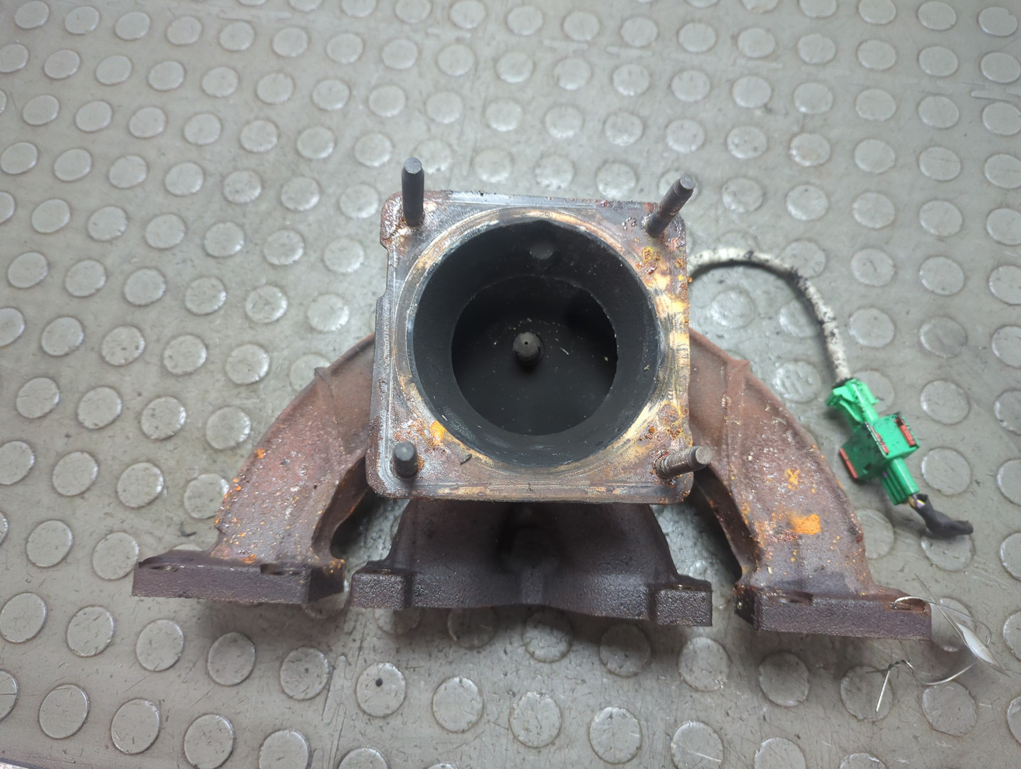 Коллектор выпускной