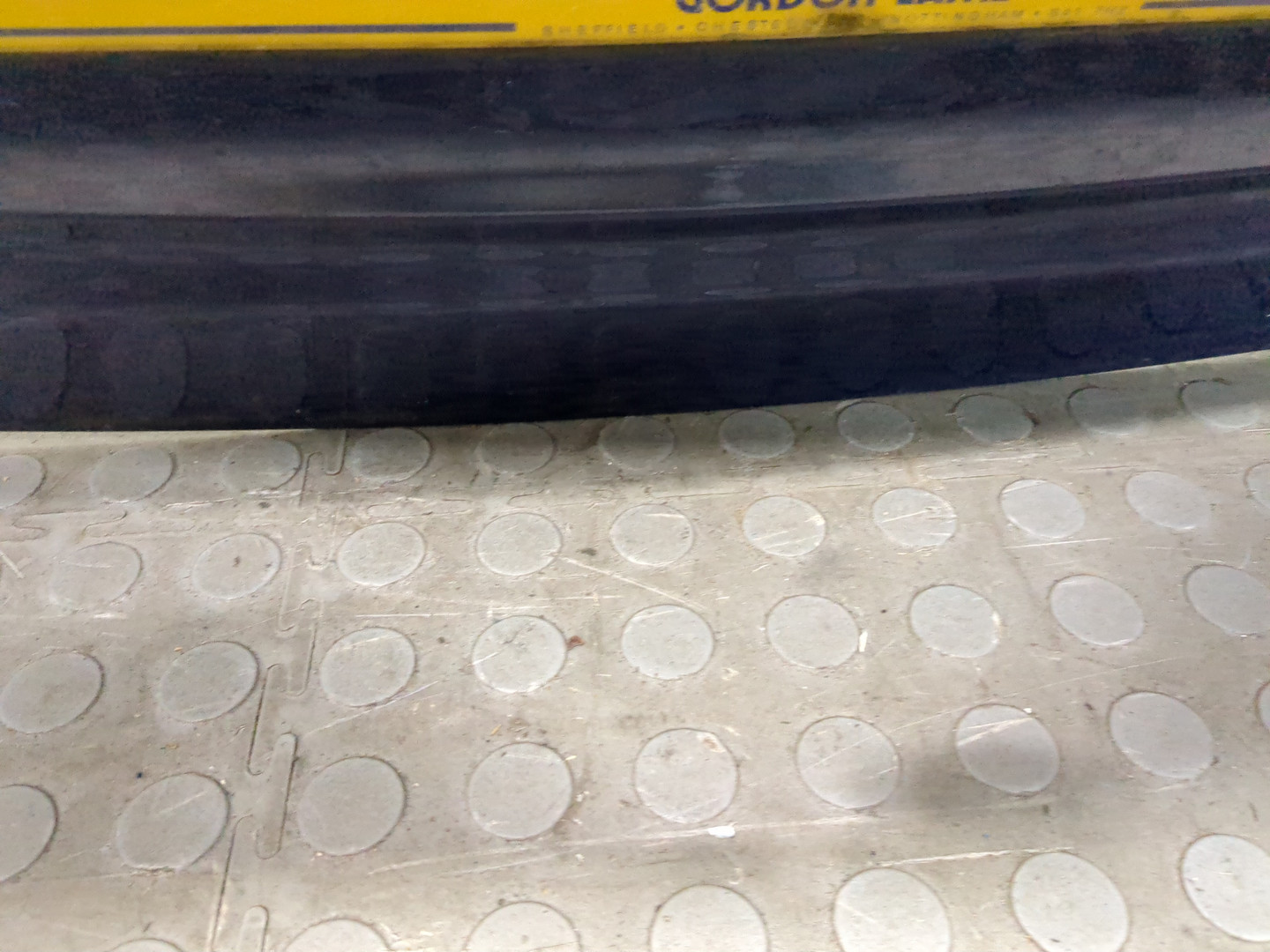 Дверь багажника