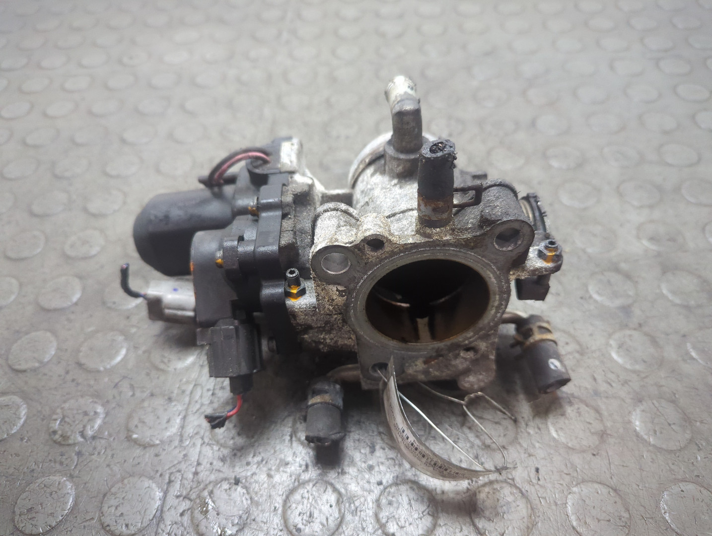 Заслонка дроссельная электрическая