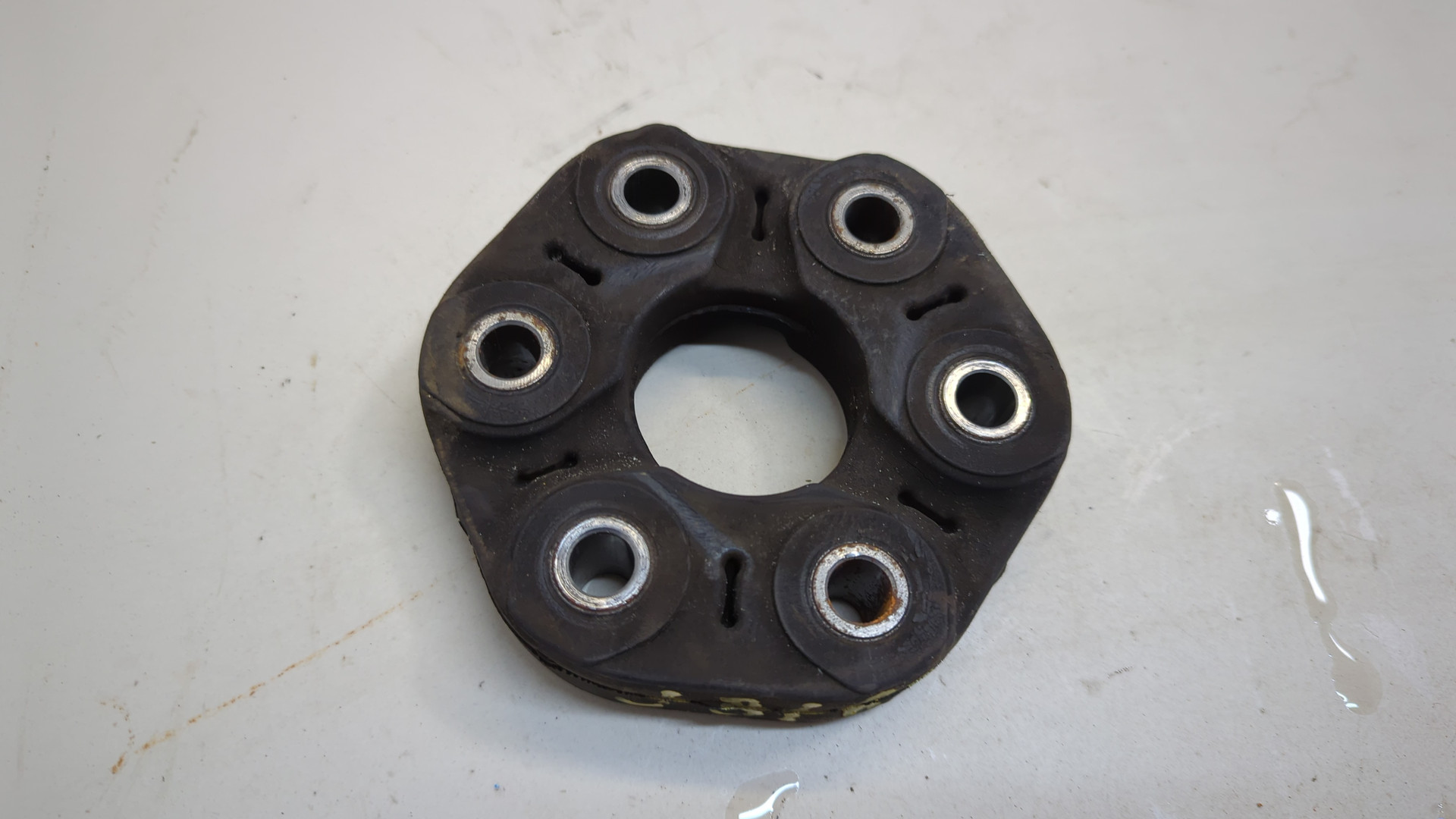 Муфта эластичная карданного вала