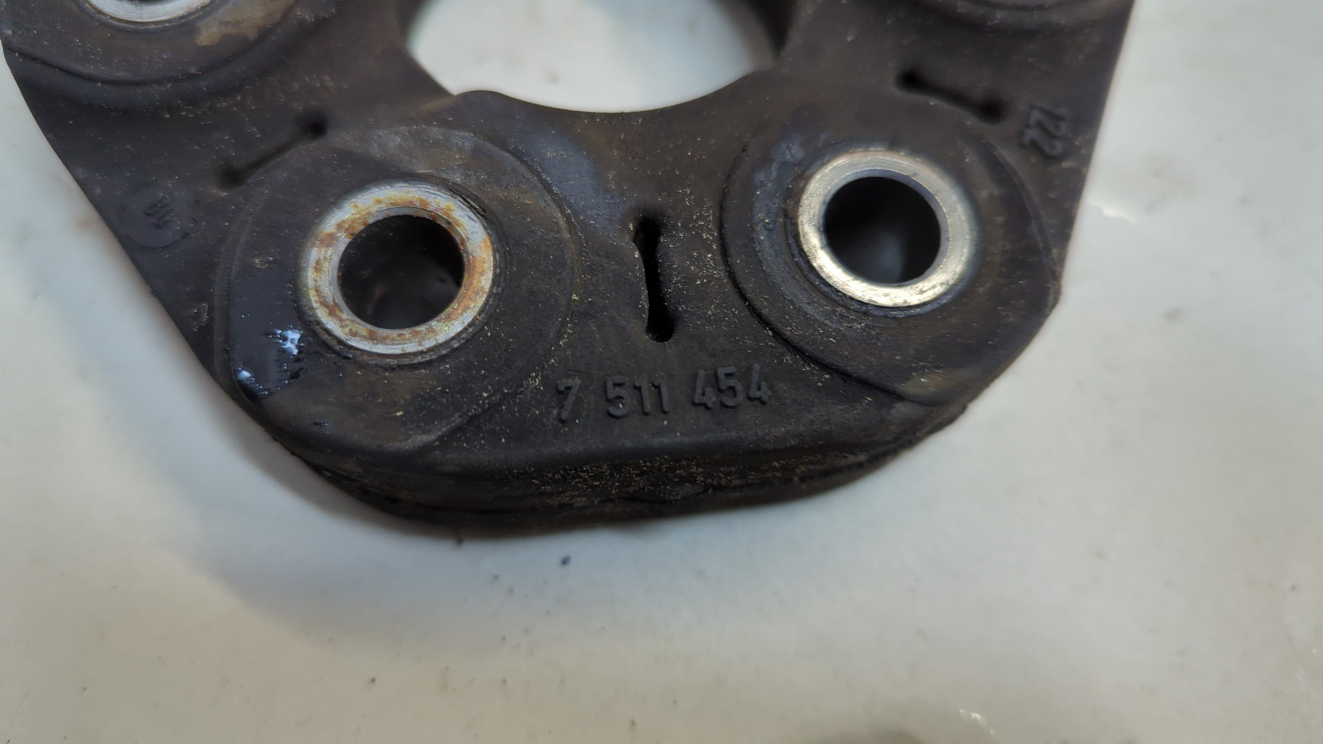 Муфта эластичная карданного вала