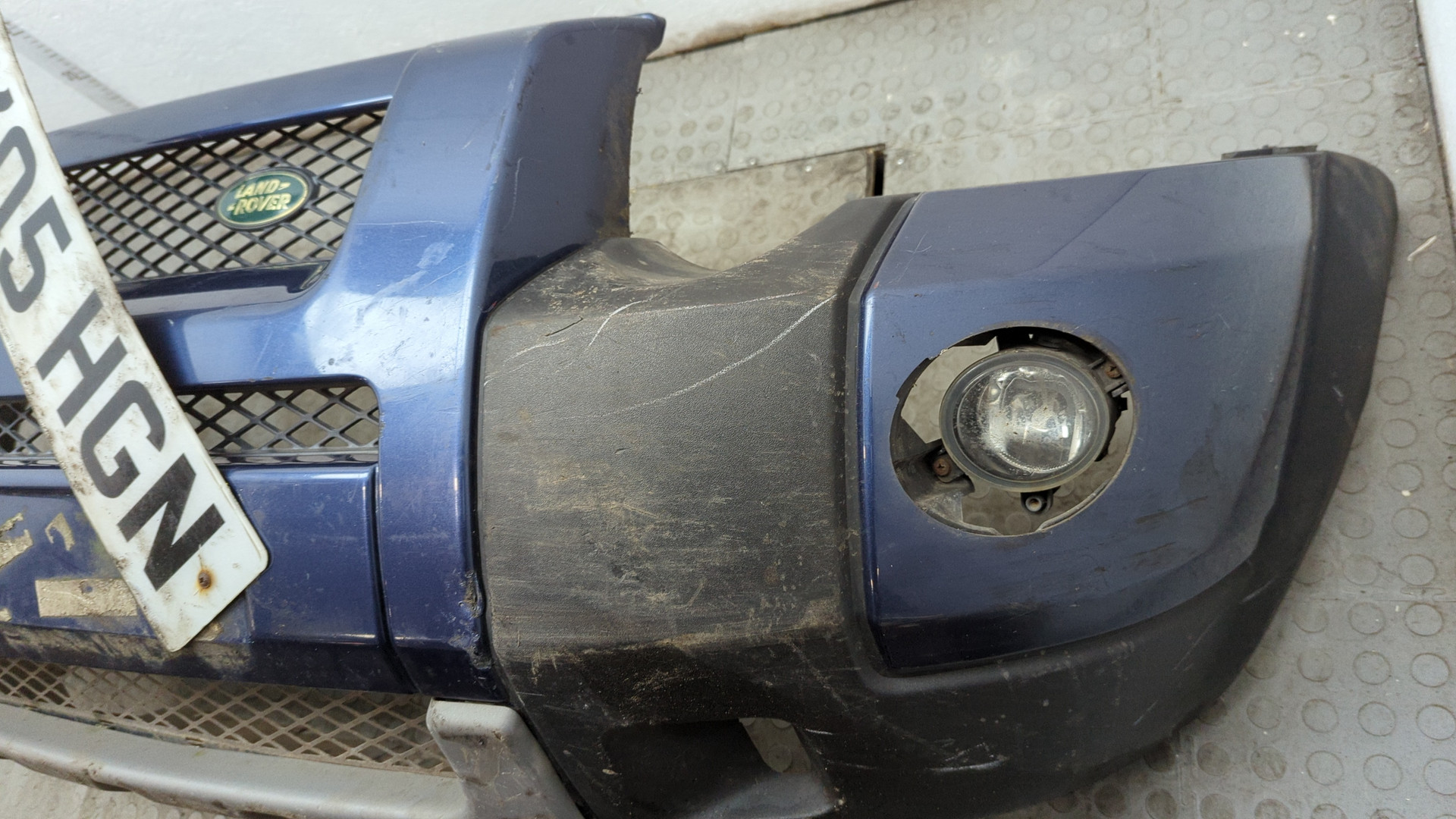 Бампер передний