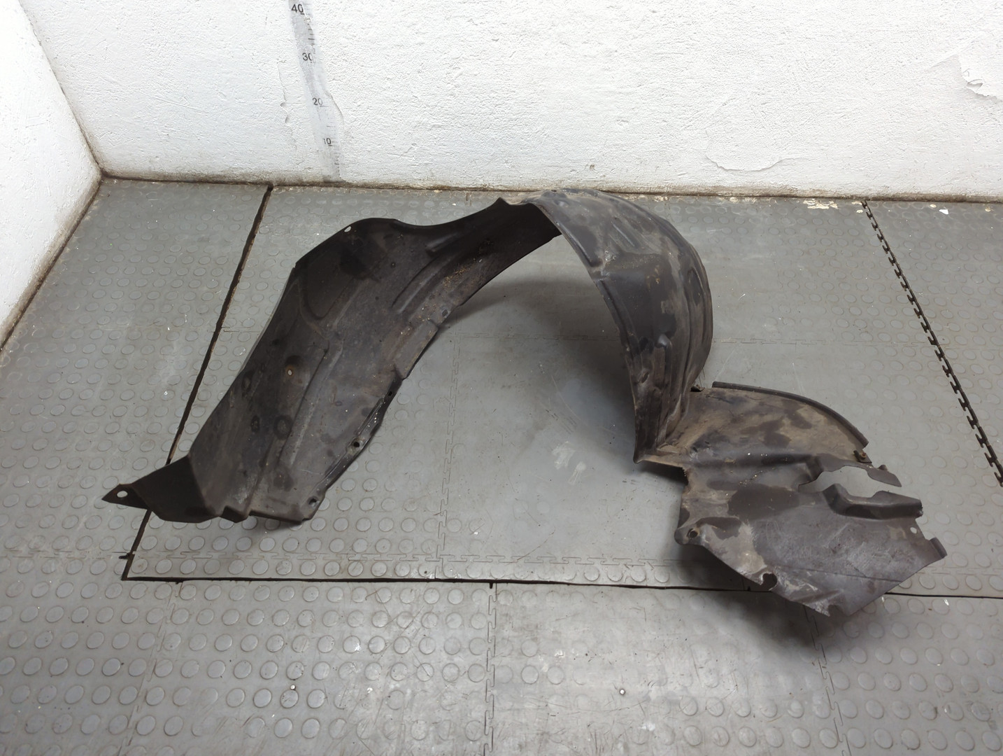 Локер передний левый