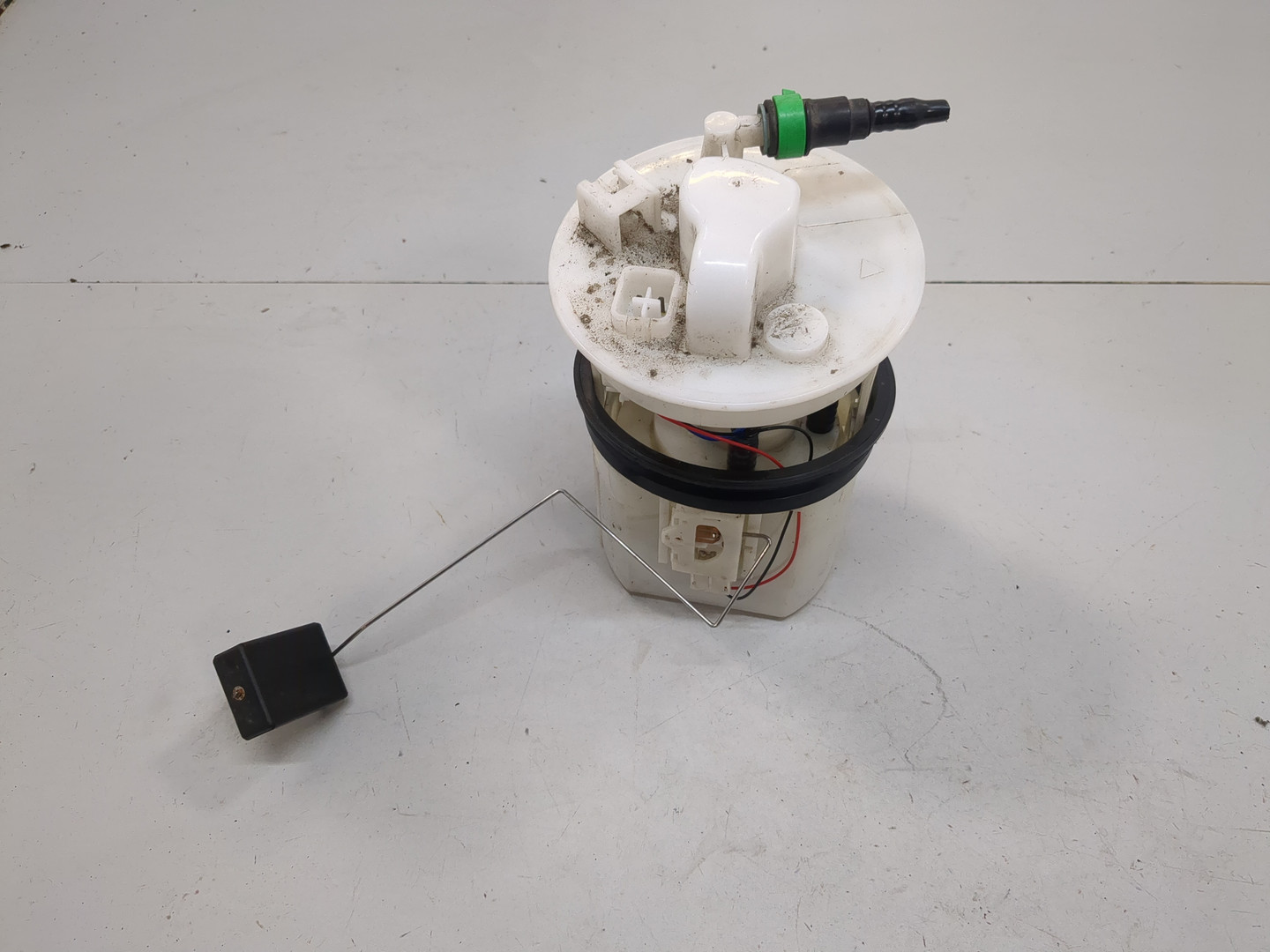 Насос топливный электрический