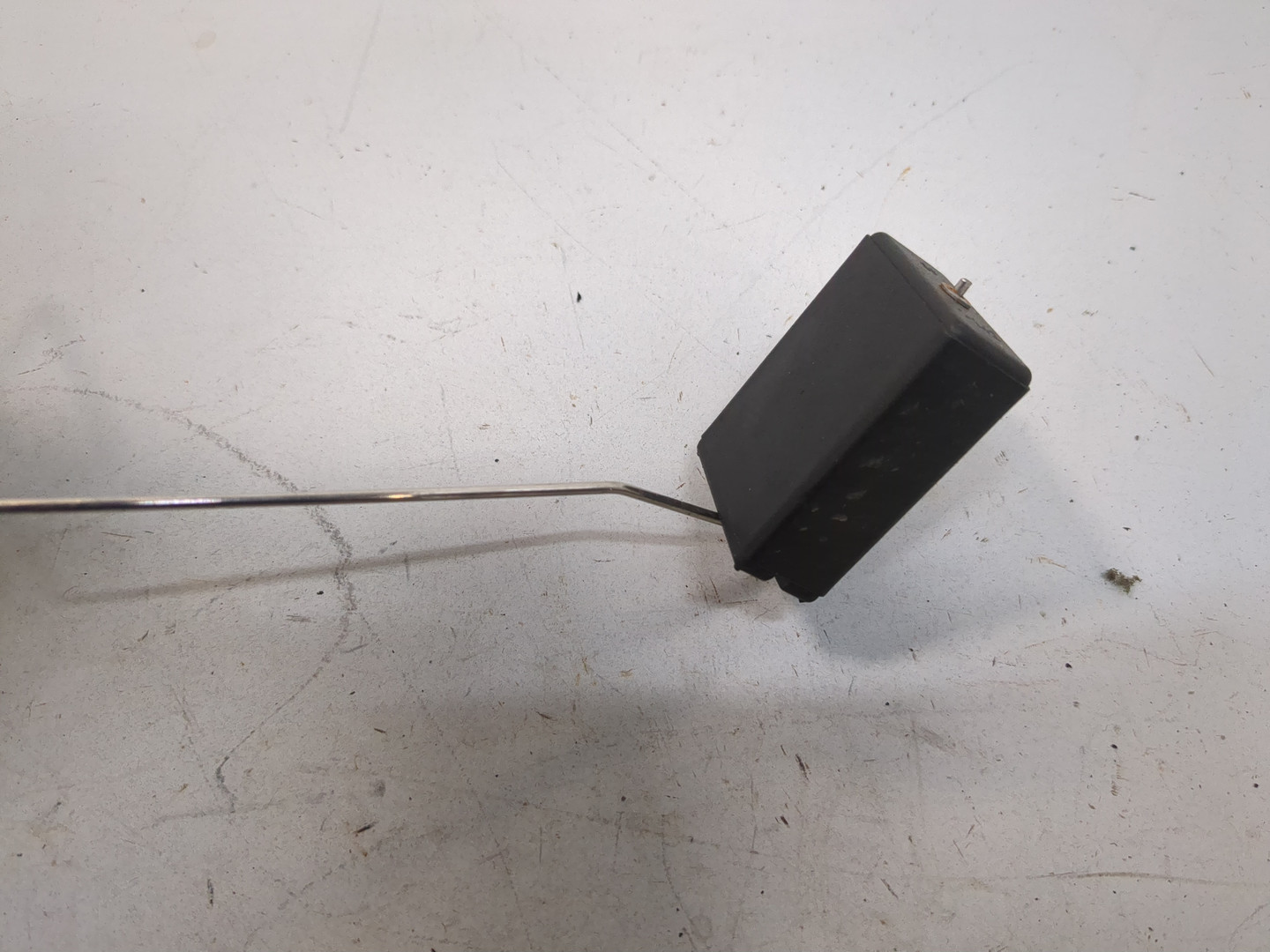 Насос топливный электрический