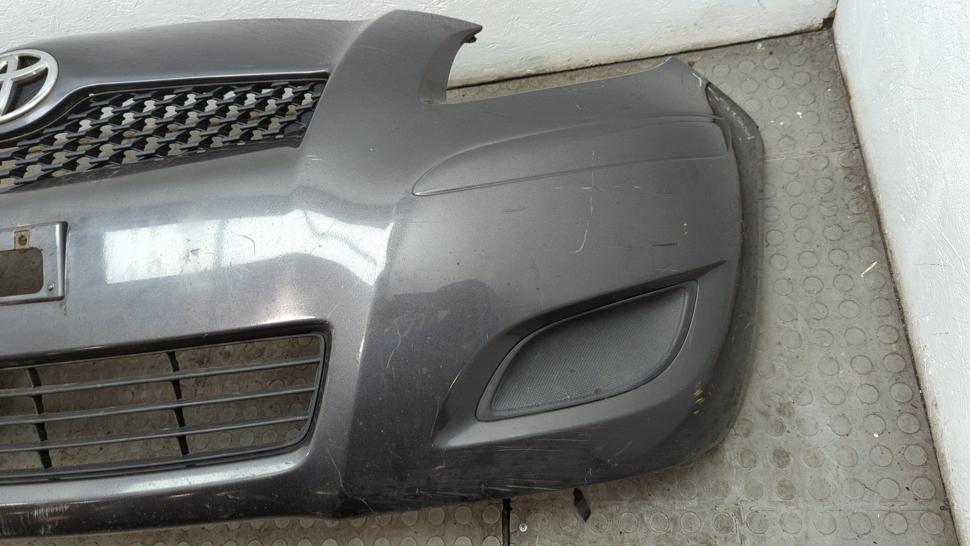 Бампер передний